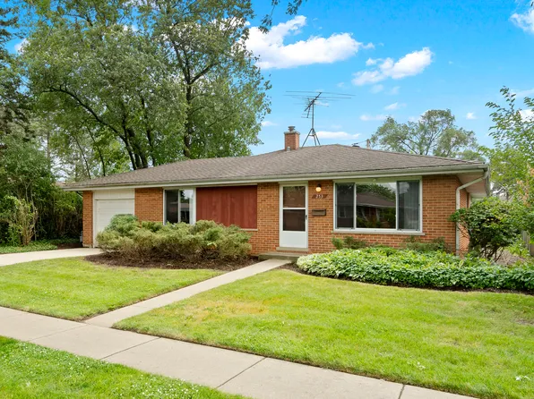 253 E Jeffery Ave, Wheeling, IL 60090
