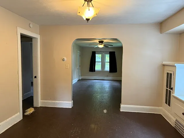 2 bed, 800 sqft, $1,000 — Photo 4