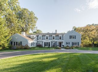 25 Woodley Rd, Winnetka, IL 60093