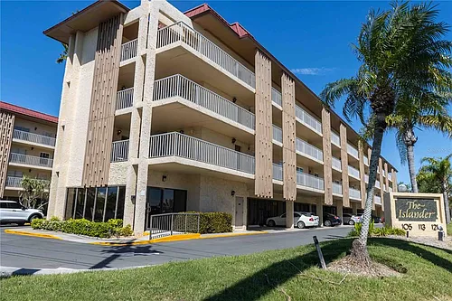 105 Island Way Photo 1