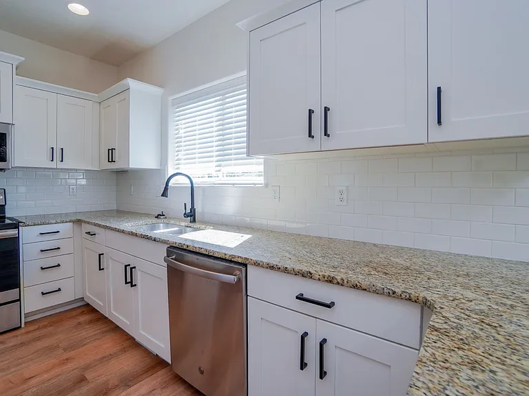 1655 N Azurite Pl — Photo 18