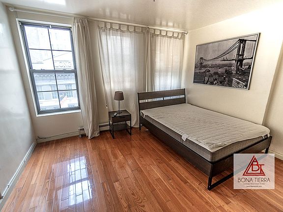 5th image of 146 W 46th St APT 3B
