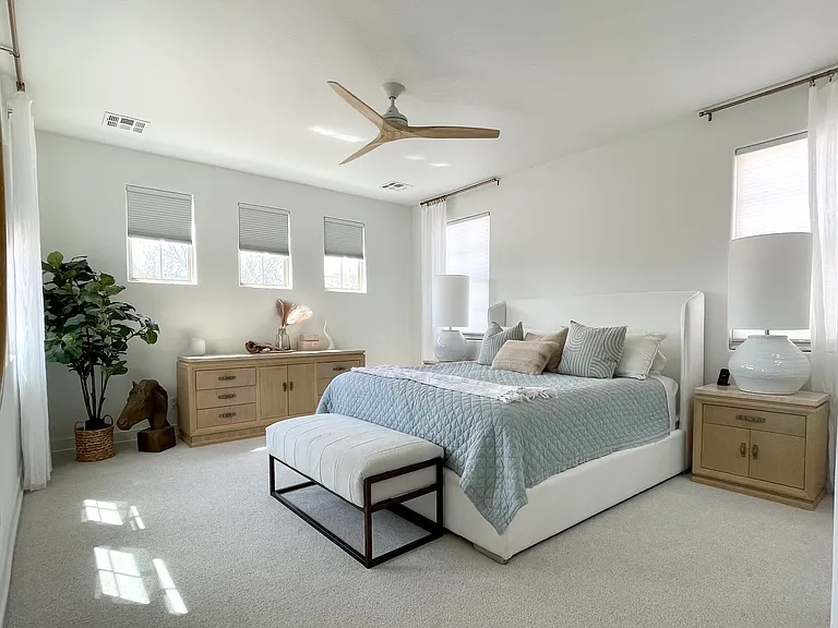 21023 W Glen St — Photo 26
