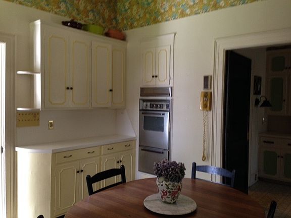 3rd image of 127 E Home Ave