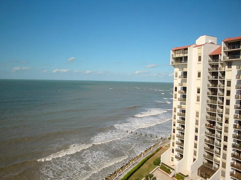 450 S Gulfview Blvd #1405 — Photo 5