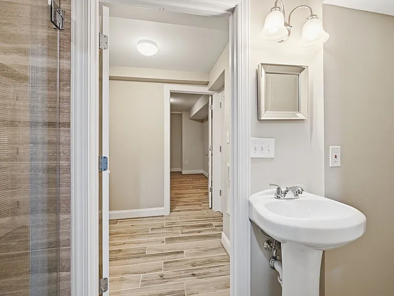 8474 Ararat Ct — Photo 33