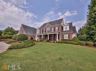 135 Inwood Ter, Roswell, GA 30075