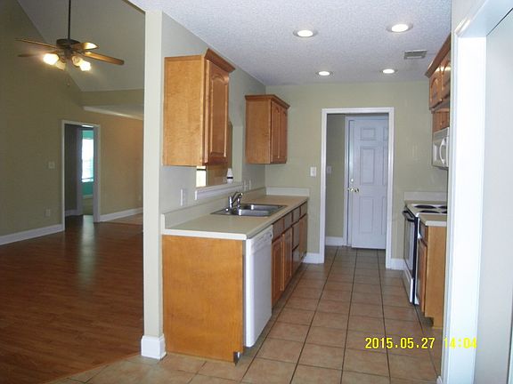 5th image of 802 Loudon Hill Dr