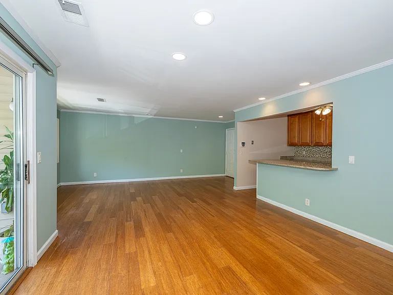 50-29 W Lindsley Rd — Photo 2