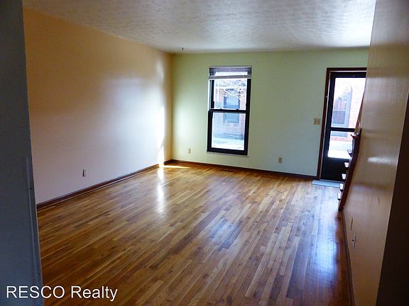 2nd image of 1843 Willoway Cir N