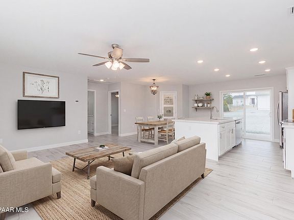 4th image of 20272 E Hereford Dr Unit 2