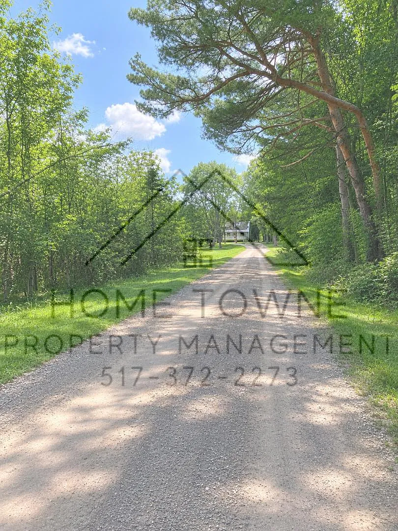 6809 Nixon Rd — Photo 4