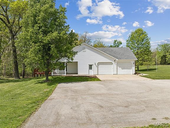 5th image of 26207 Bubbling Brook Dr