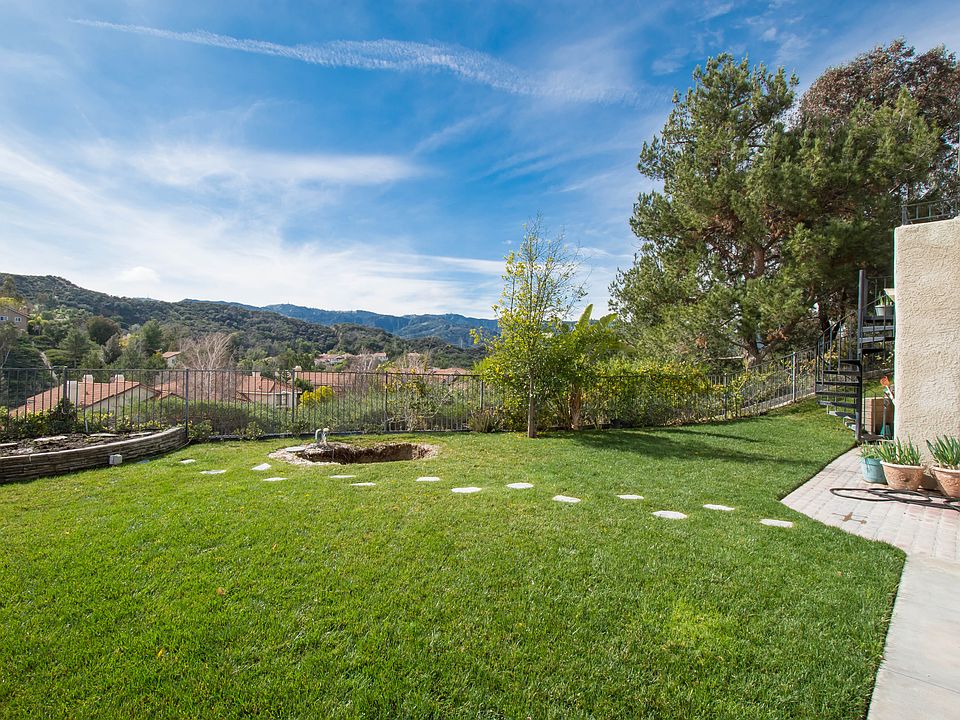 1st image of 23444 Glenridge Dr