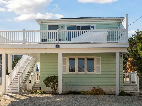 413 98th St #1, Stone Harbor, NJ 08247