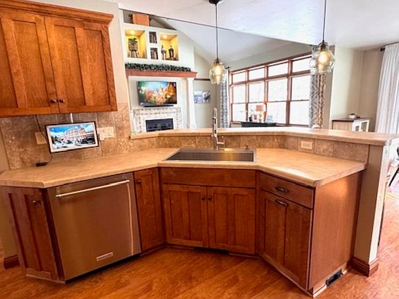 4th image of 3365 Nelson Rd