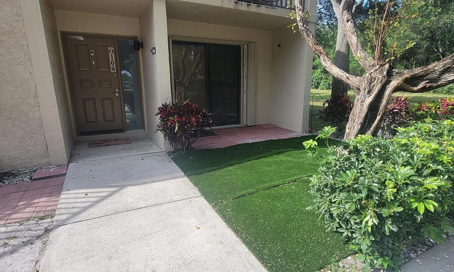 2 bed, 1300 sqft, $2,800 — Photo 1