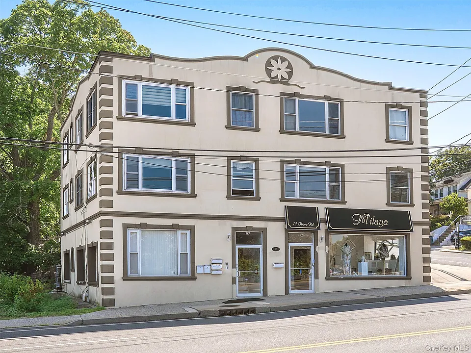 11 Shore Rd #1