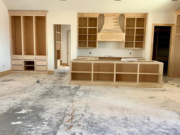 4th image of 7710 48th St