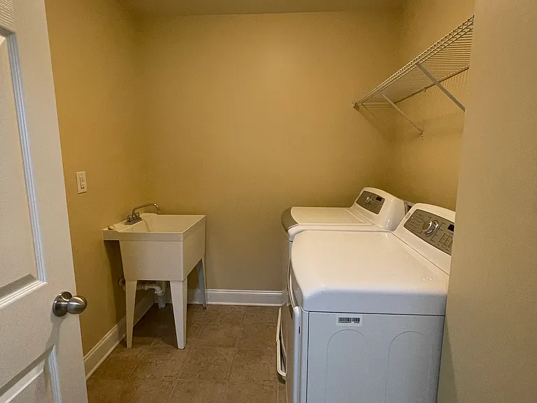 3509 Deborah Dr — Photo 30