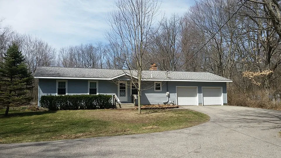 14895 Red Pine Dr photo 1