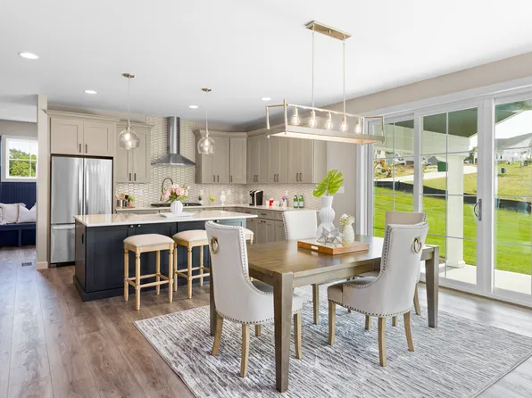 200 Balmoral Gardens Ct, Lake Saint Louis, MO 63367