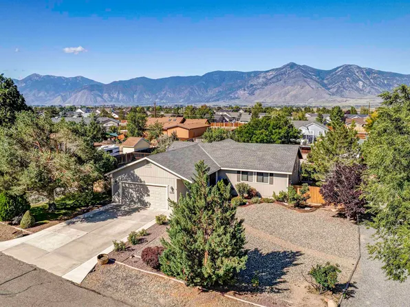 2964 San Fernando St, Minden, NV 89423