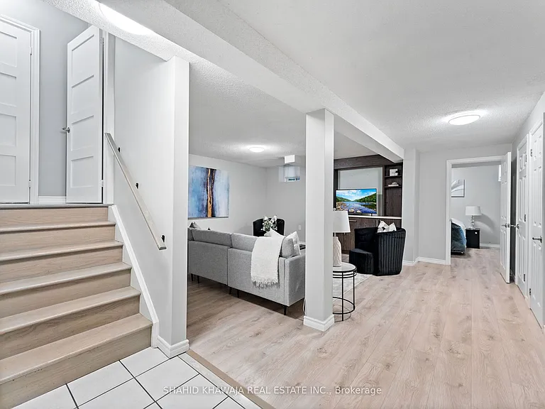 7282 Blackwood Mews — Photo 37