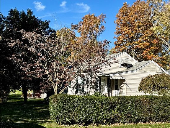 2nd image of 642 Alta Vista Ave