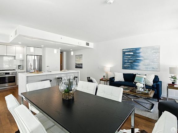 4th image of 555 Fulton St #312