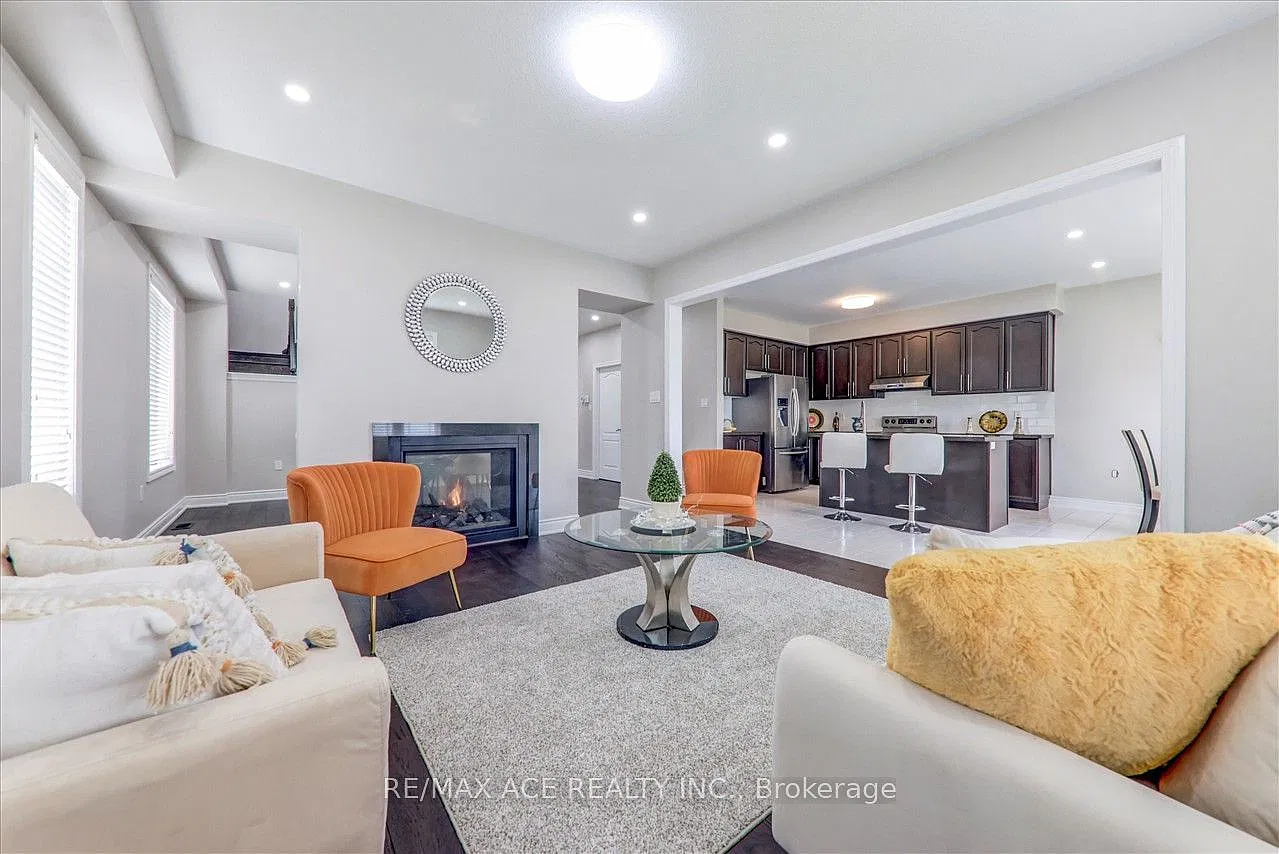 6 bed, $4,200 — Photo 4