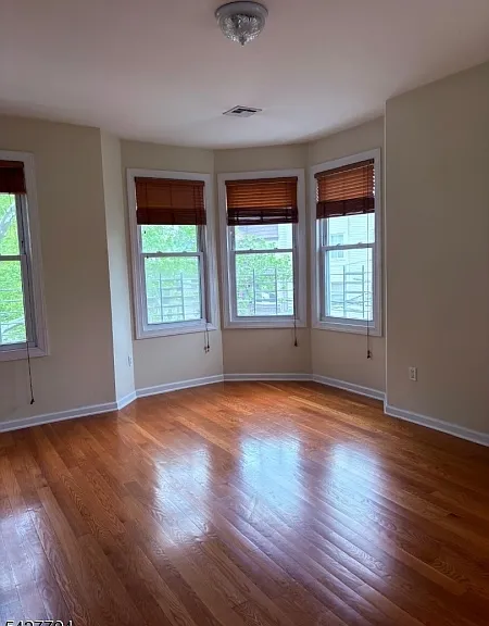 198 Van Buren St #2 — Photo 2