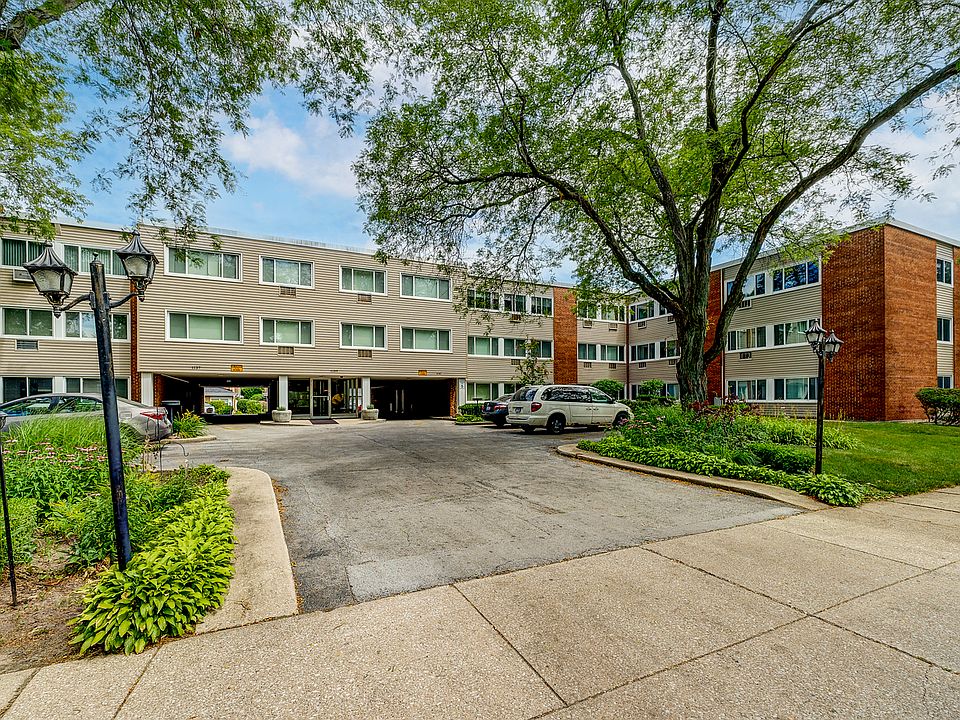 1st image of 1139 Leavitt Ave APT 315