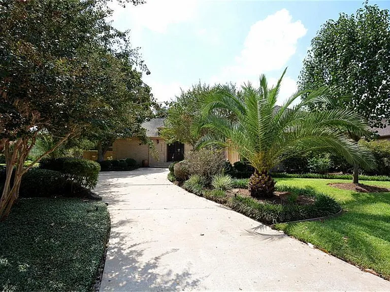 13103 Rincon Dr — Photo 28