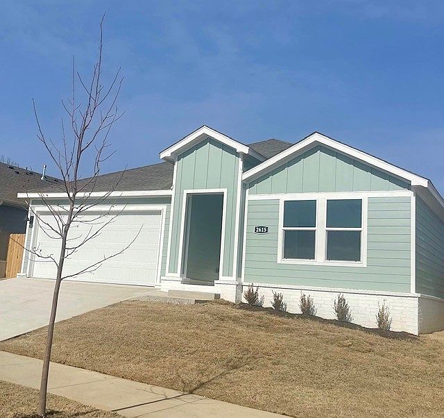 1st image of 2615 N Snowball Dr