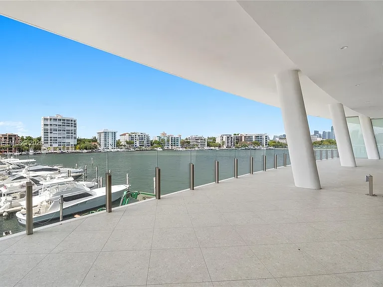 5 Grove Isle #S330 — Photo 20
