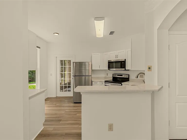 18138 Villa Creek Dr #18138 — Photo 8