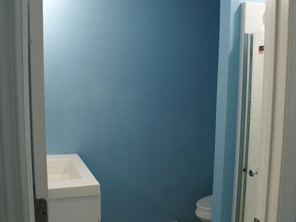 3rd image of 233 Straight St #2