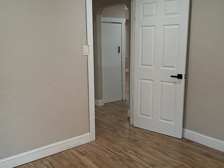 1628 Murchison Rd — Photo 12