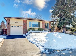 837 Hillcrest Rd, Pickering, ON L1W 2P8