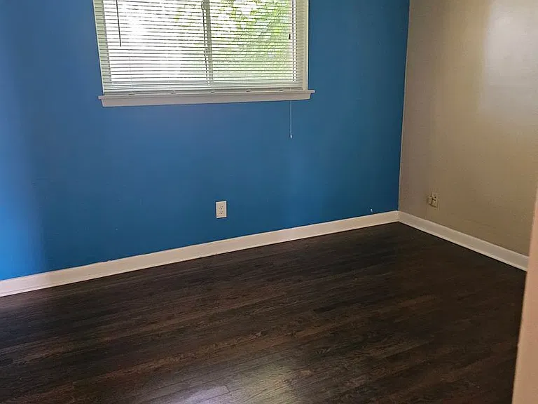 26311 Lorenz St — Photo 7
