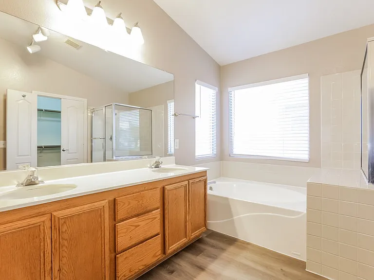 6306 Wild Strawberry Ln — Photo 13
