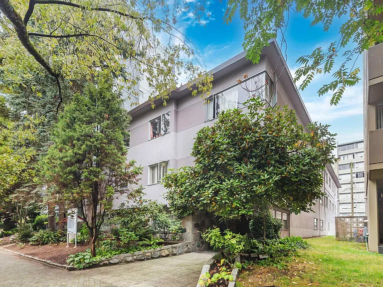 1925 Nelson St #203 — Photo 15