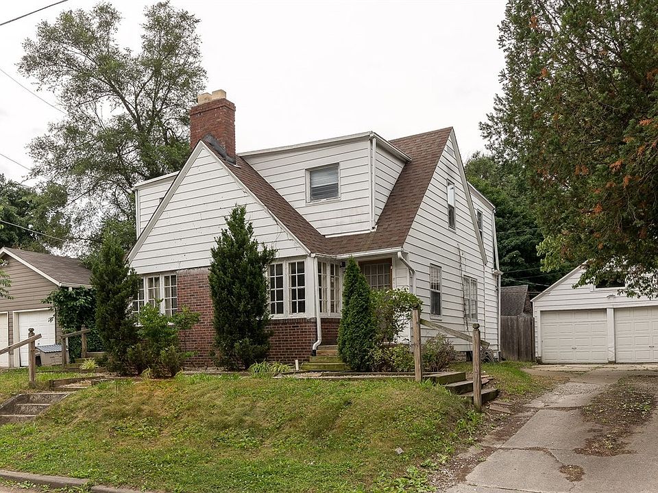1st image of 813 E 53rd St