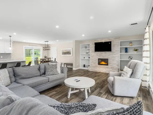 218 Center Street, South Dennis, MA 02660