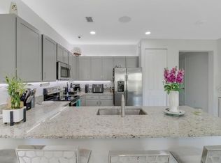 1010 Willow Pl, Riviera Beach, FL 33410