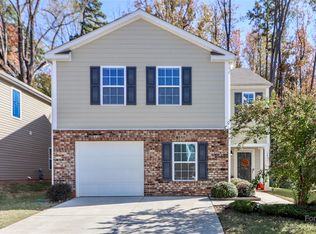 6810 Broad Valley Ct, Charlotte, NC 28216