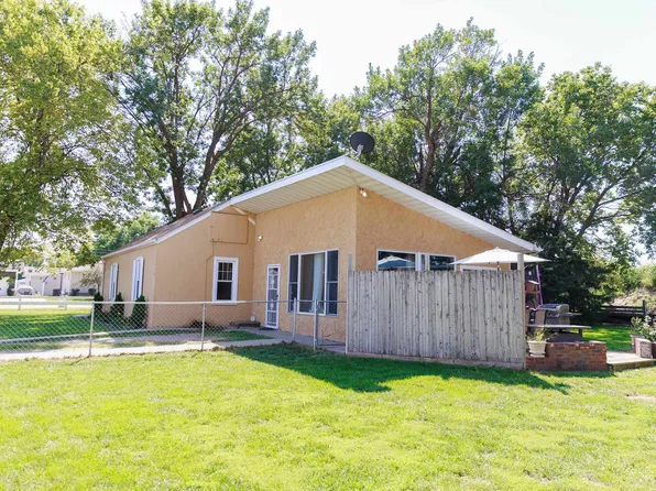 816 8th St, Columbus, NE 68601