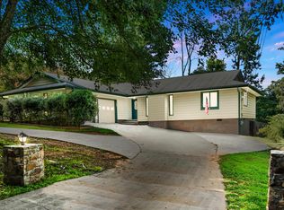 225 Eastview Dr, Madison, AL 35758