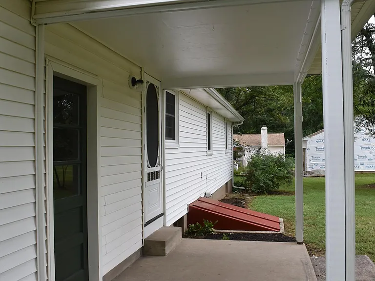5770 Silo Hill Rd — Photo 16
